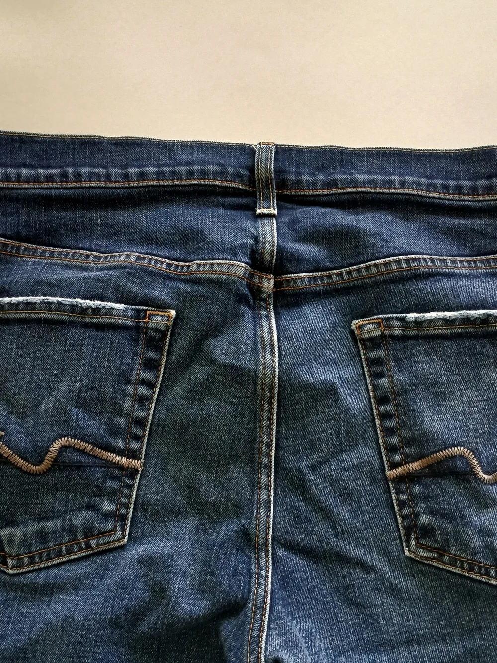 7 For All Mankind Distressed Deep Indigo Jeans Size 34 - Picture 9 of 13